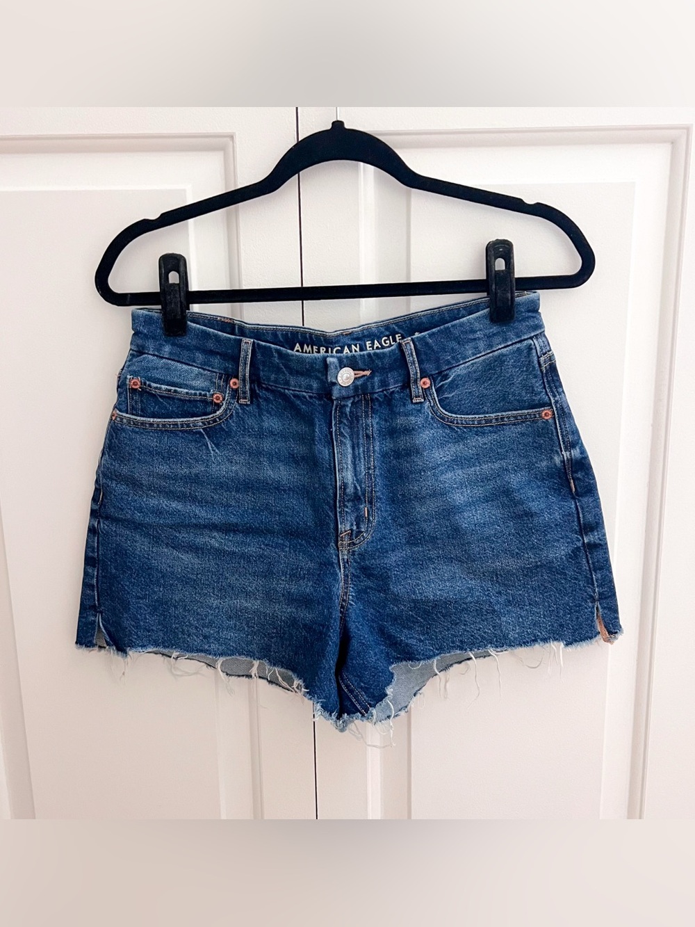 American Eagle Curvy Relaxed Blue Denim Shorts | Size 6